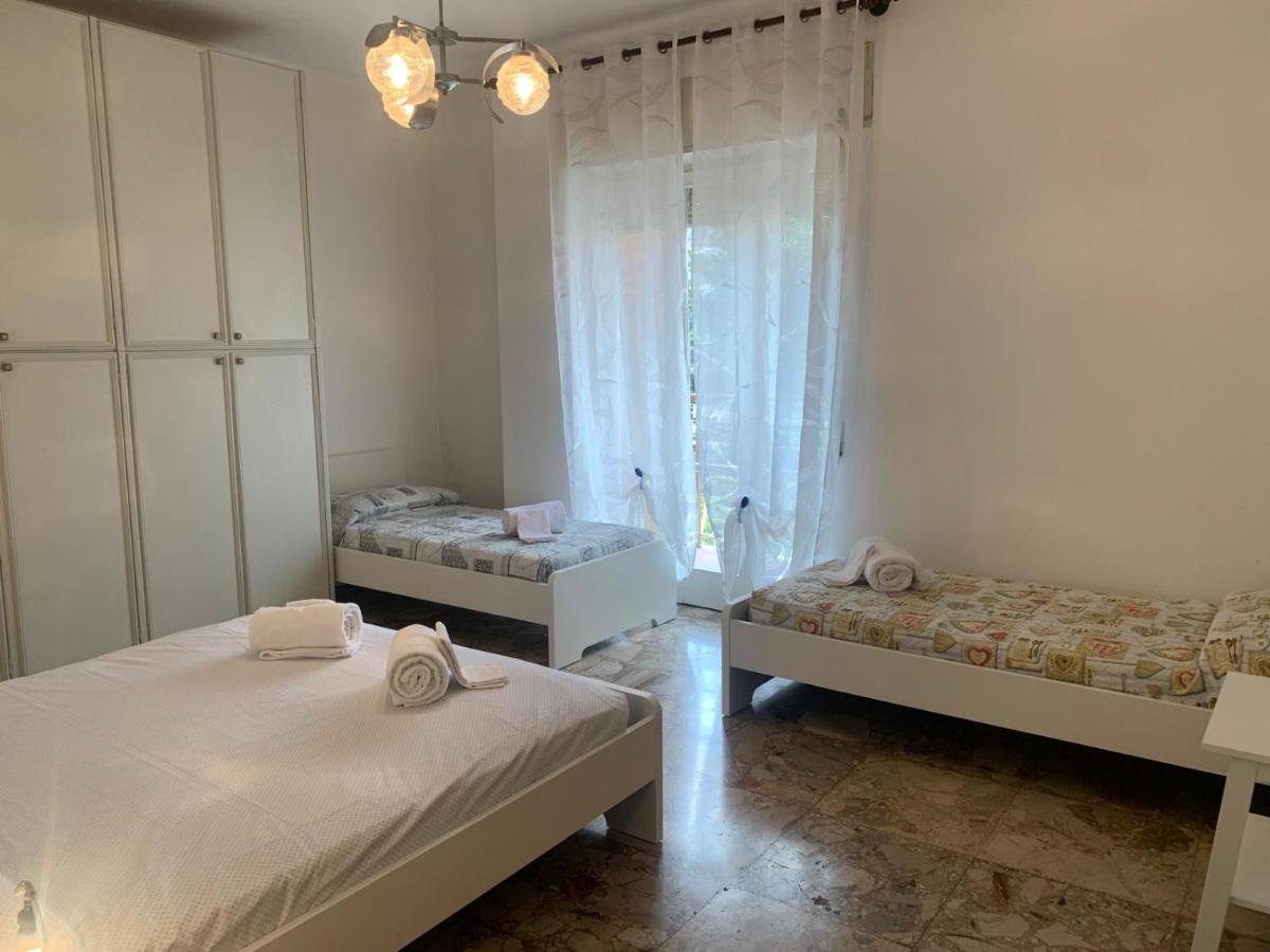 Casa Vacanza! A 50M Dal Mare! Bordighera Luaran gambar
