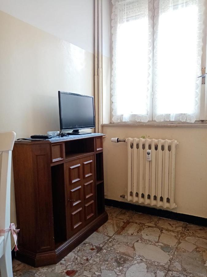 Casa Vacanza! A 50M Dal Mare! Bordighera Luaran gambar
