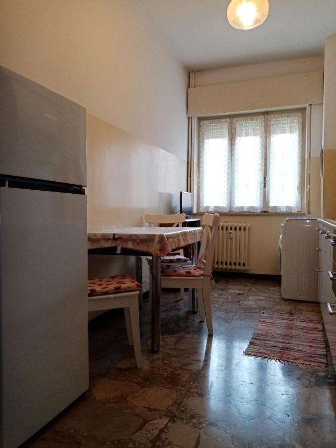 Casa Vacanza! A 50M Dal Mare! Bordighera Luaran gambar